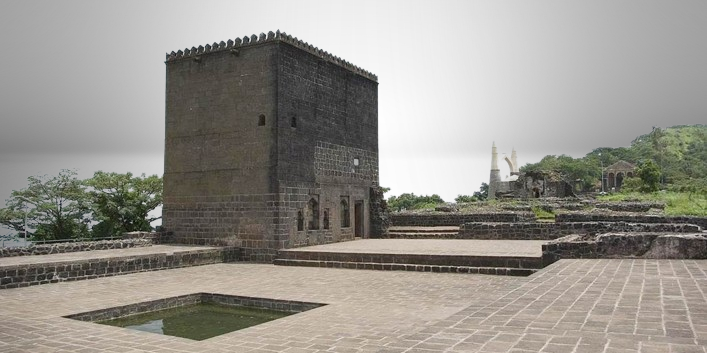 Structure of Shivneri Fort